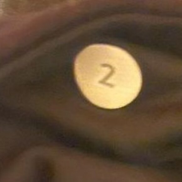 Lululemon Leggings - Size 2 - 32" inseam Black - Picture 5 of 7